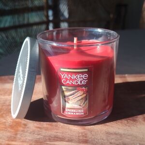 Yankee Candle Sparkling Cinnamon in Rich Red 7oz